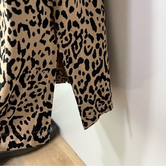 Chico’s Cheetah Print Short Sleeve Zipper Back Slitted Sides Dress Cream Black 0 - Picture 5 of 12